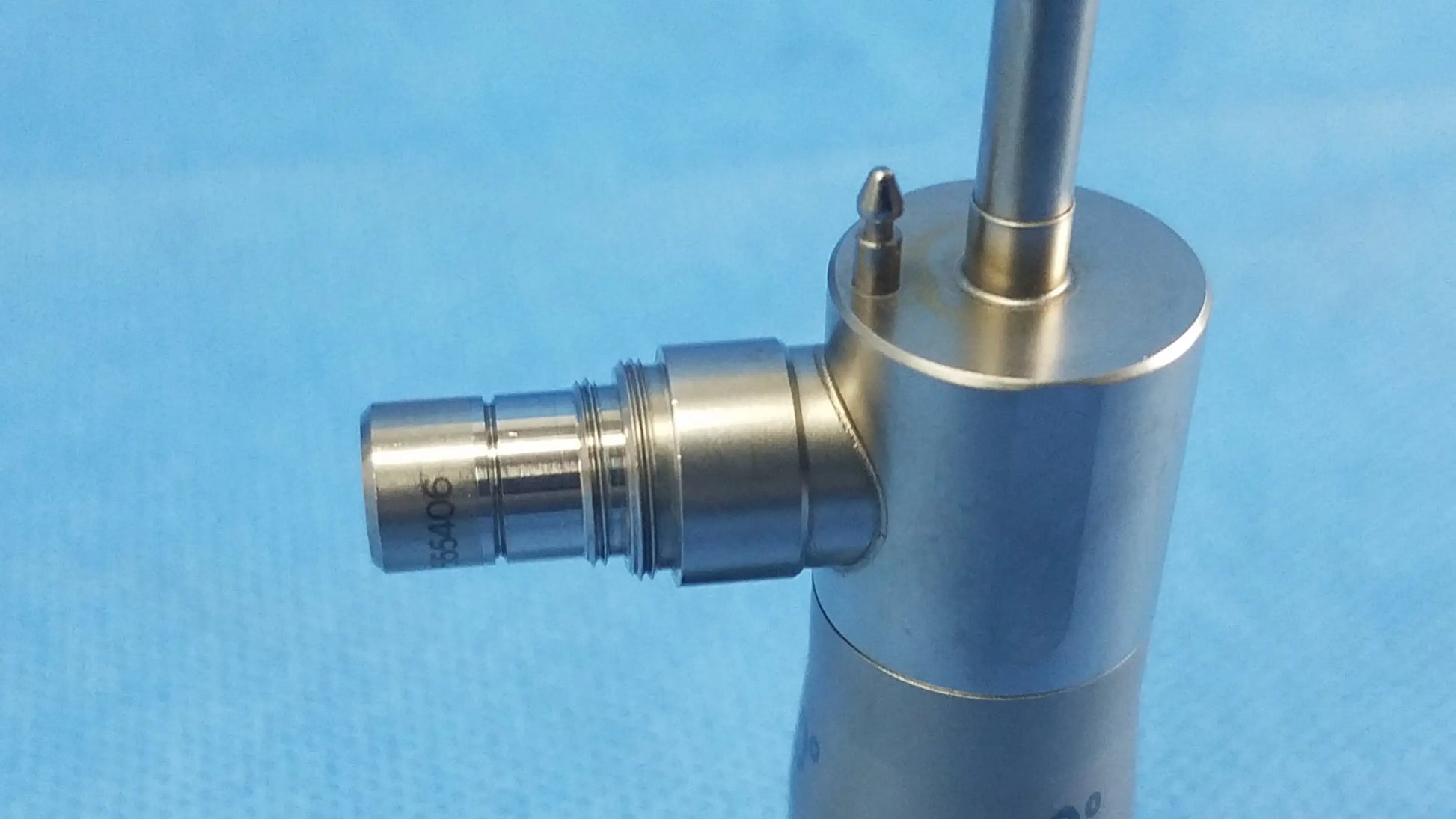 Silver metallic olympus a22000a 0 degree autoclave cystoscope with cylindrical body and threaded tip compatible olympus cystoscopic systems