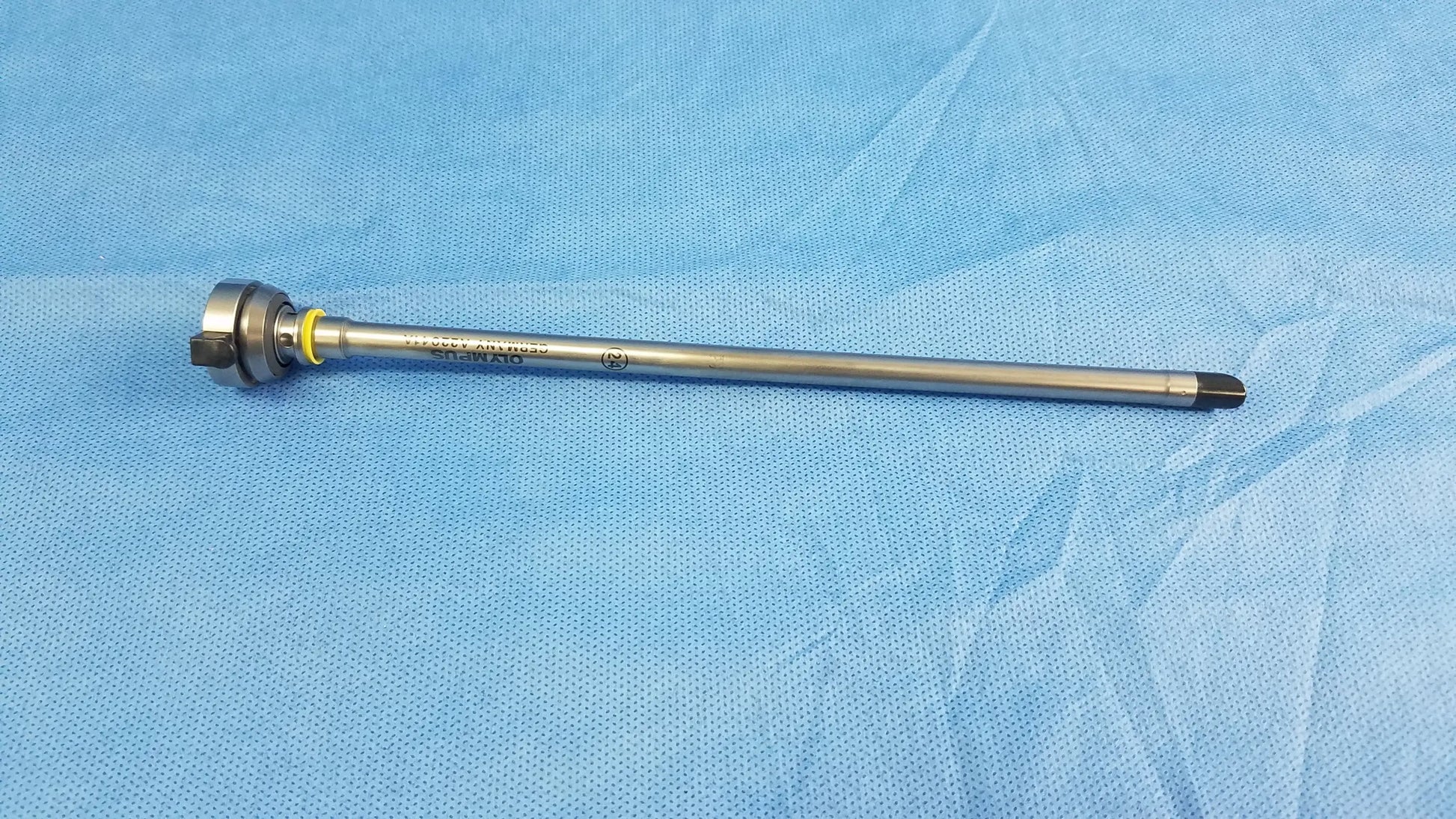 Stainless steel olympus germany a22041a hysteroscopic inner sheath with threaded handle and yellow ring accent instrument component