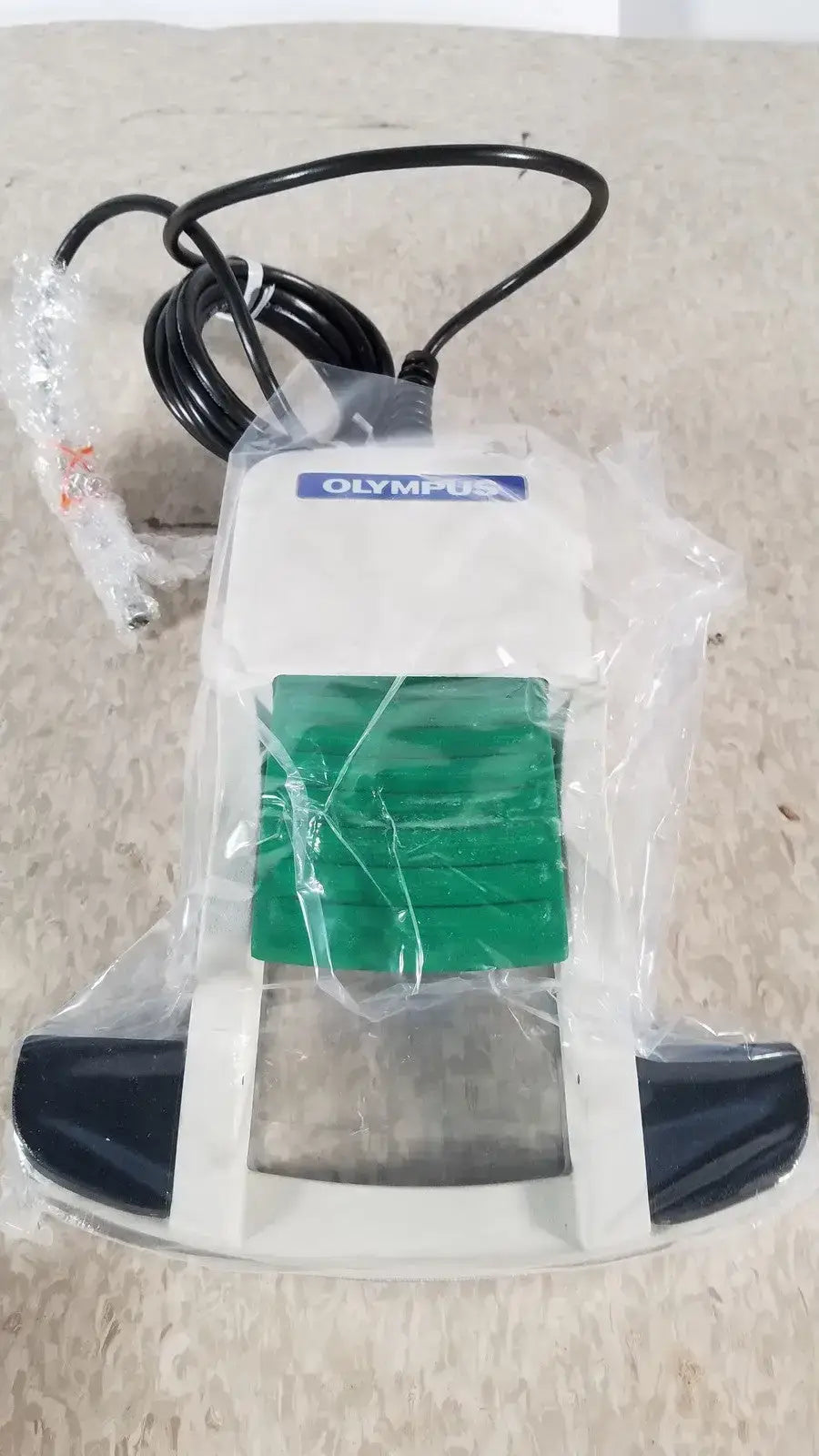 Olympus MDFS100 Footswitch For Diego Elite System Footswitch, second-hand product photo 4