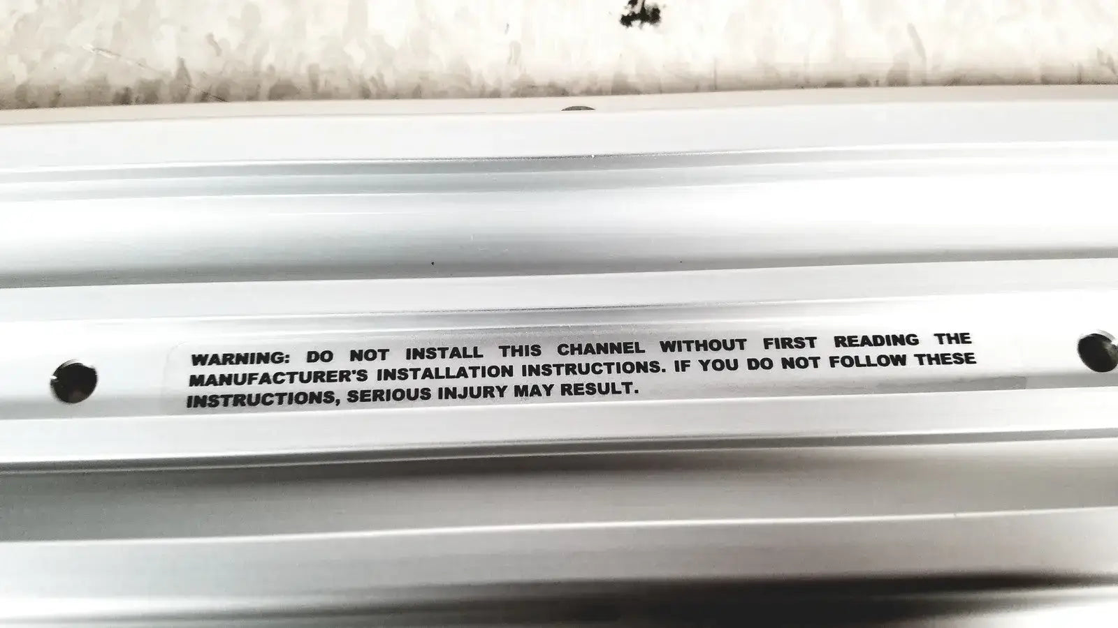 Olympus Oem Seismic 19"/48 5cm Wall Channel With Hardware OL-0014-10 Wall Channel, second-hand product photo 5