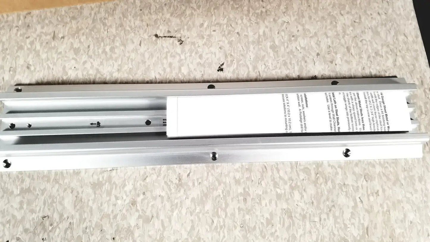 Olympus Oem Seismic 19"/48 5cm Wall Channel With Hardware OL-0014-10 Wall Channel, second-hand product photo 3