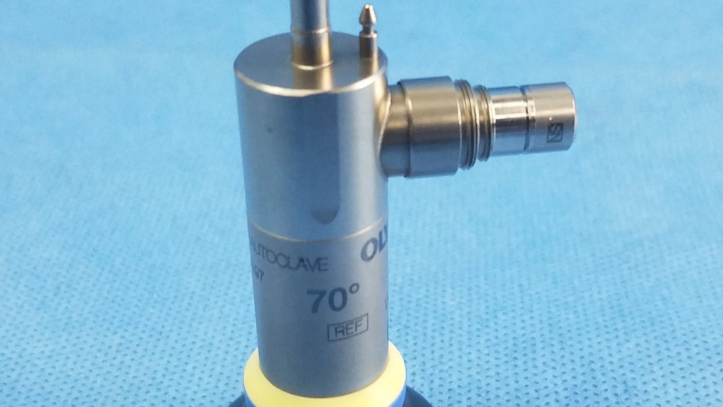 Silver cylindrical oes elite wa2t470a rigid telescope with threaded connector and engraved markings for medical use