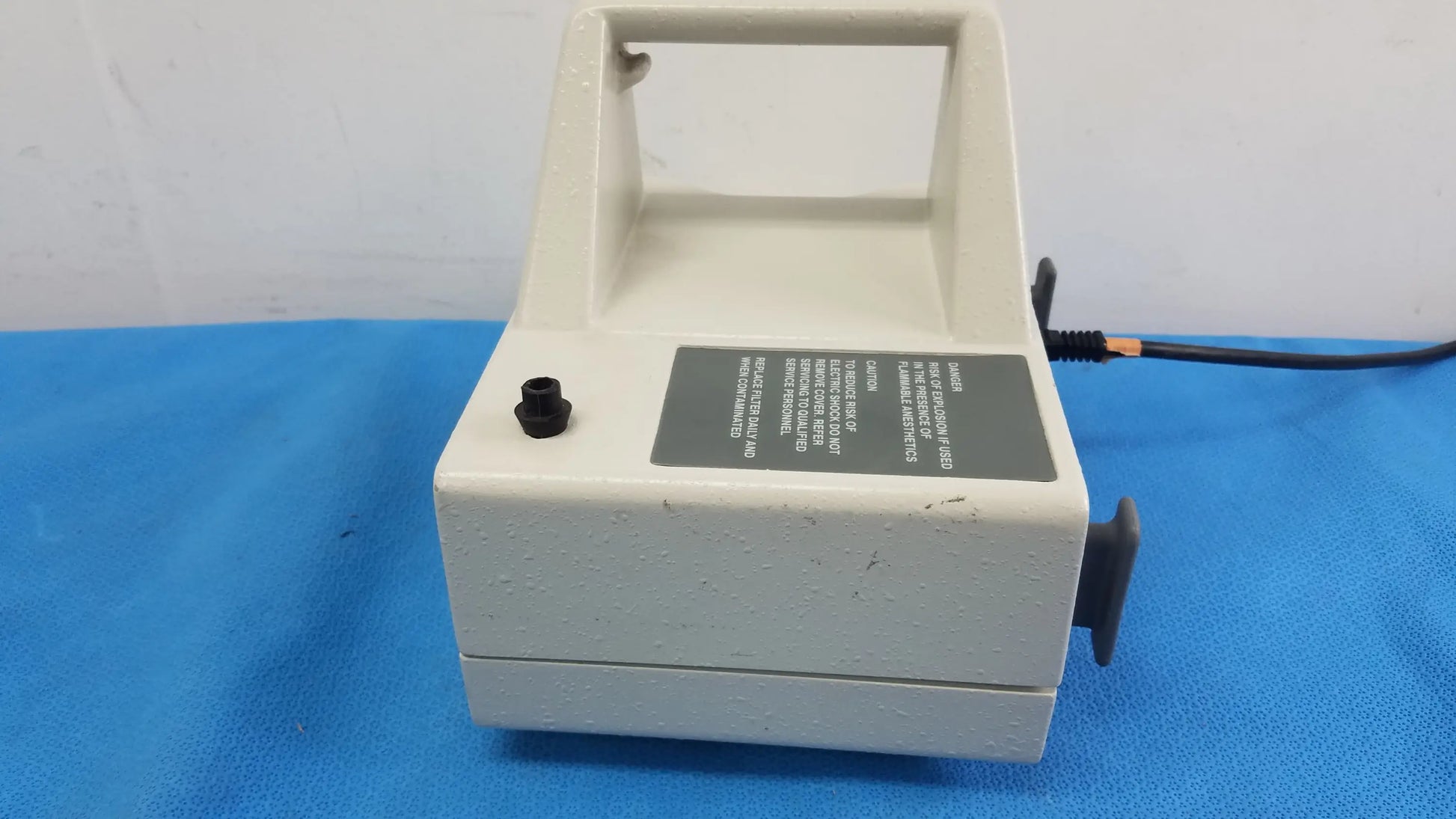 Olympus SSU-2 For Endoscope Aspiration Endoscope Aspiration Unit, as-is (for parts) product photo 3
