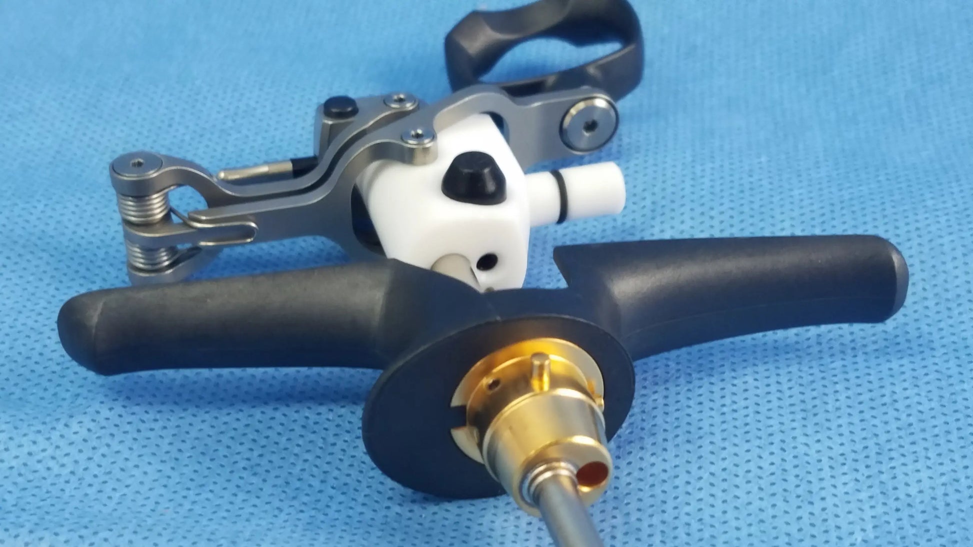Olympus WA22367A bipolar passive working element with black ergonomic handles white metallic mechanism and gold connectors
