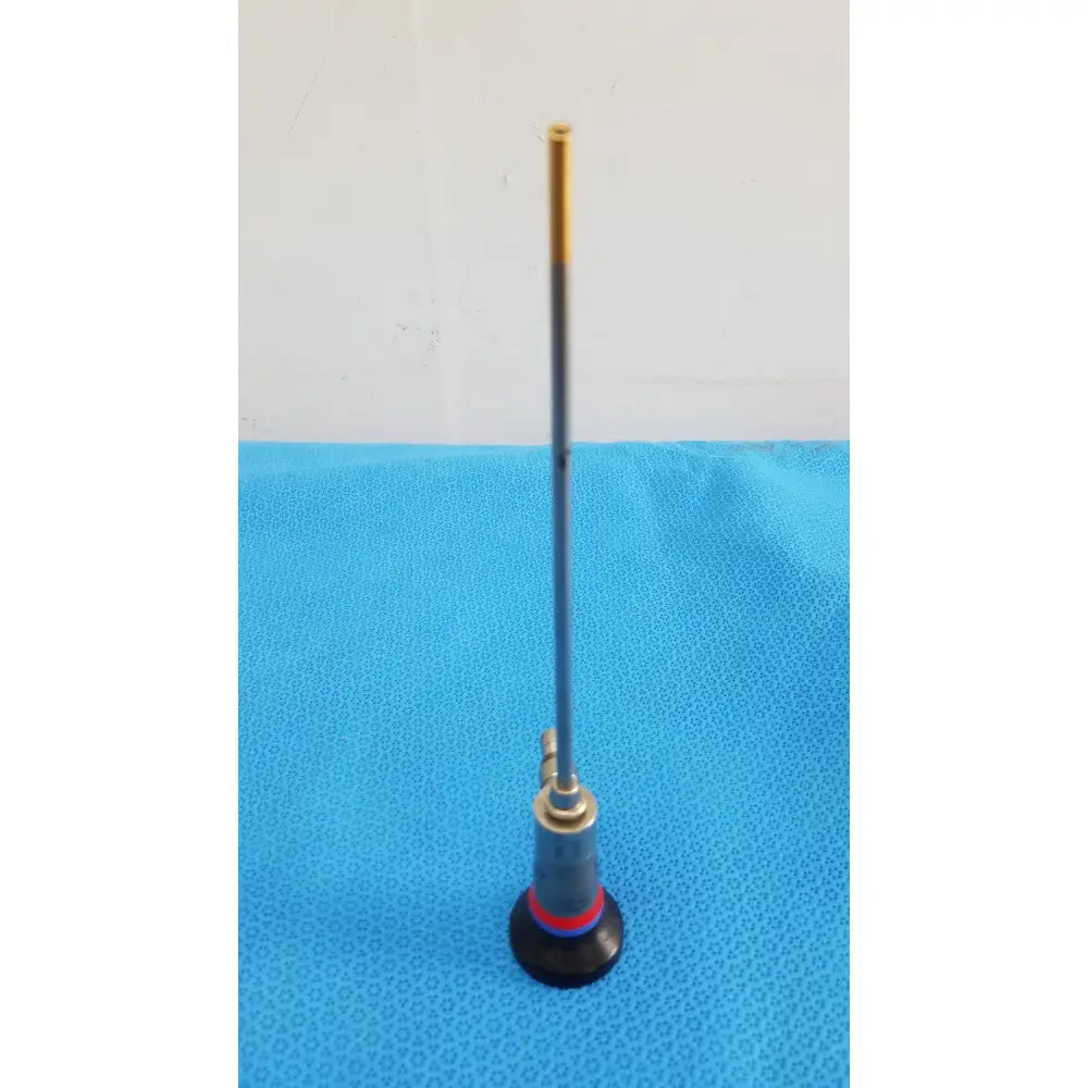 Slender metallic wa96201a autoclavable ent sinuscope endoscope with gold-tipped probe and black base with red and blue rings