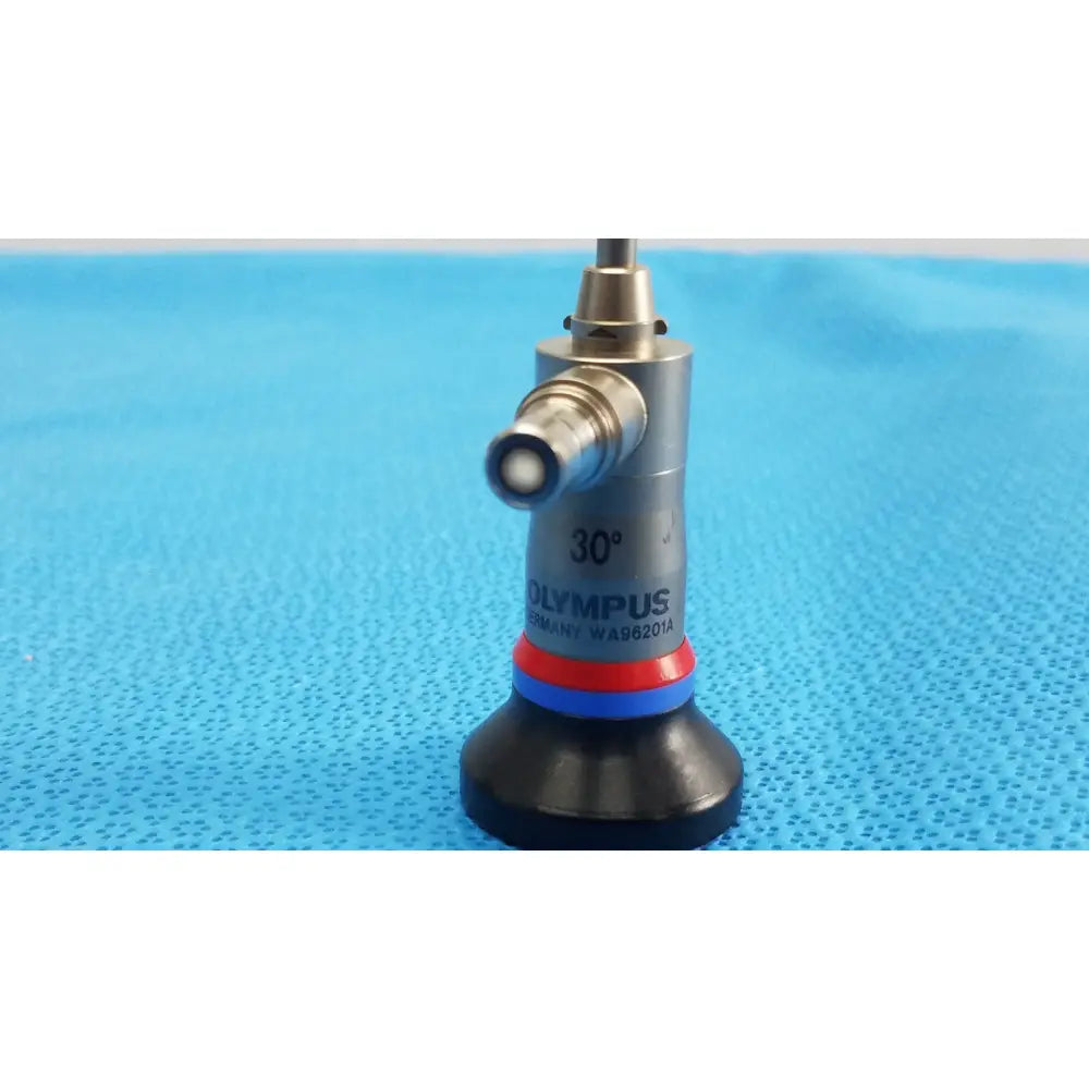 Olympus wa96201a autoclavable ent sinuscope with 30-degree metallic body and black base for surgical use