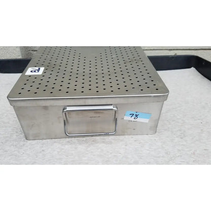 Omni tract 3422r stainless steel drain hole pan and cover sterilization tray with perforated lid and sturdy handle