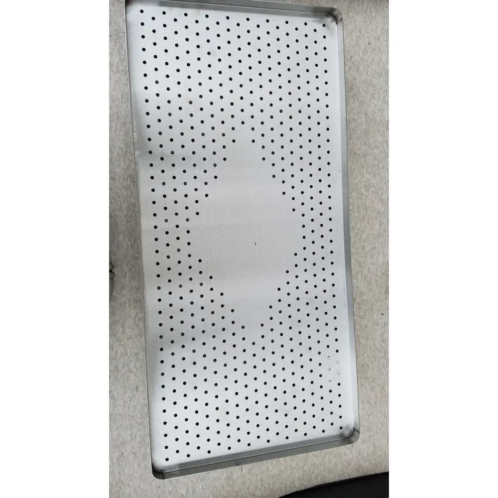 Silver perforated metal baking tray with heart-shaped holes for omni tract 3422r stainless steel sterilization pan