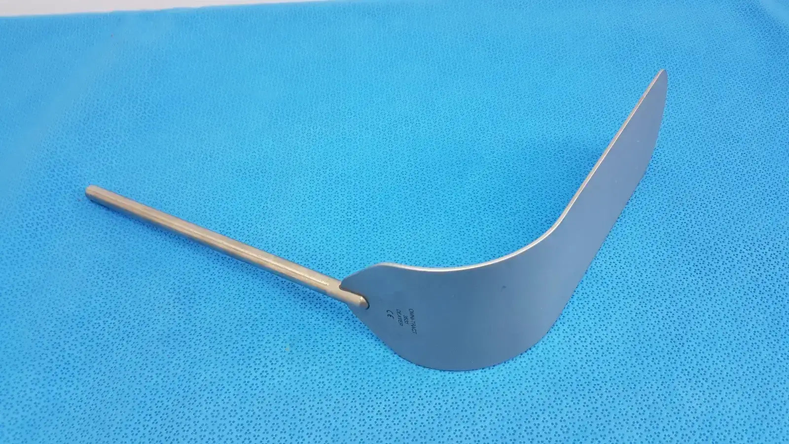 Omni-Tract 3531 Deaver Retractor Blade – Surgical Instrument Retractor Blade, second-hand product photo 2