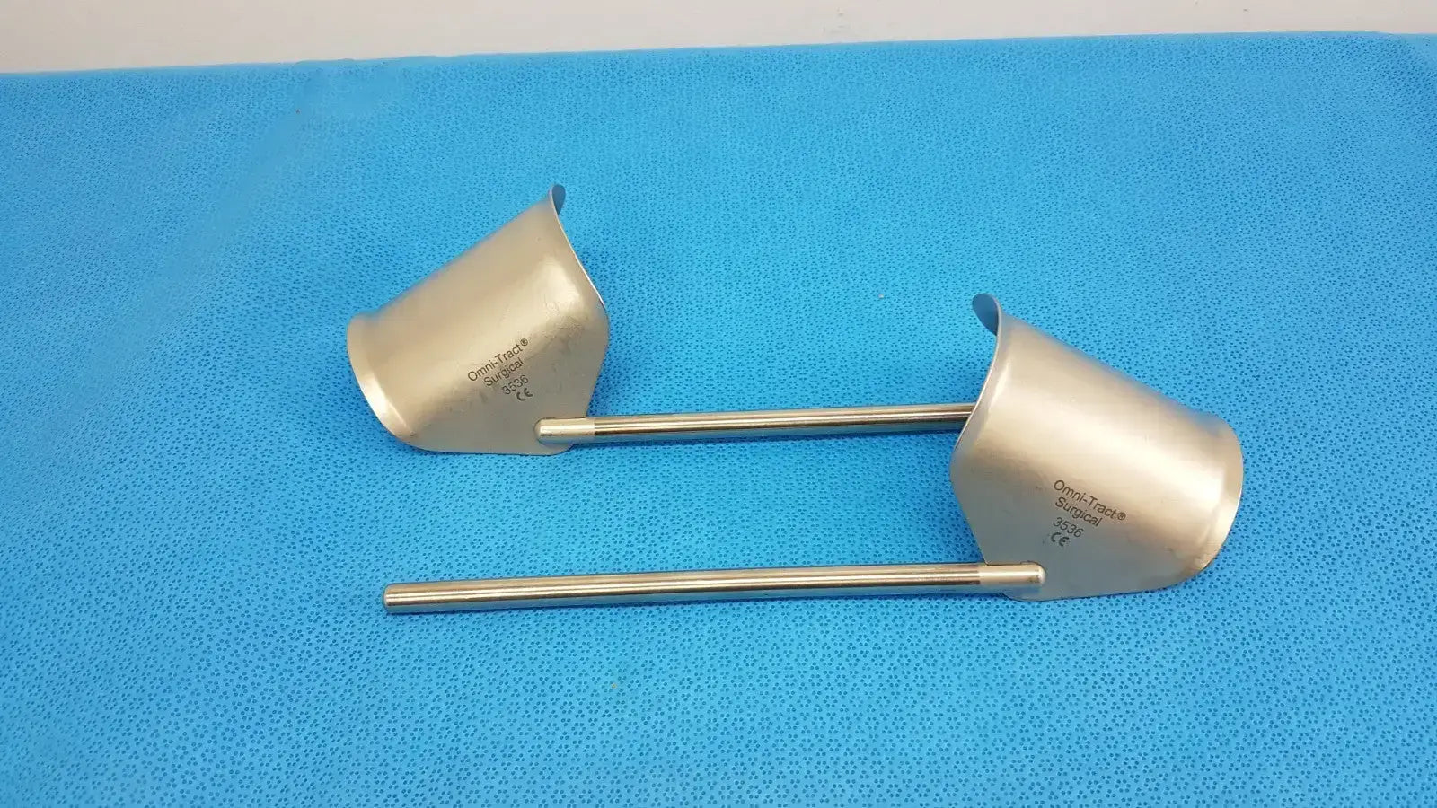 Omni-Tract 3536 Surgical Retractor Blades Lot of 2 Surgical Retractor Blades, second-hand product photo 1