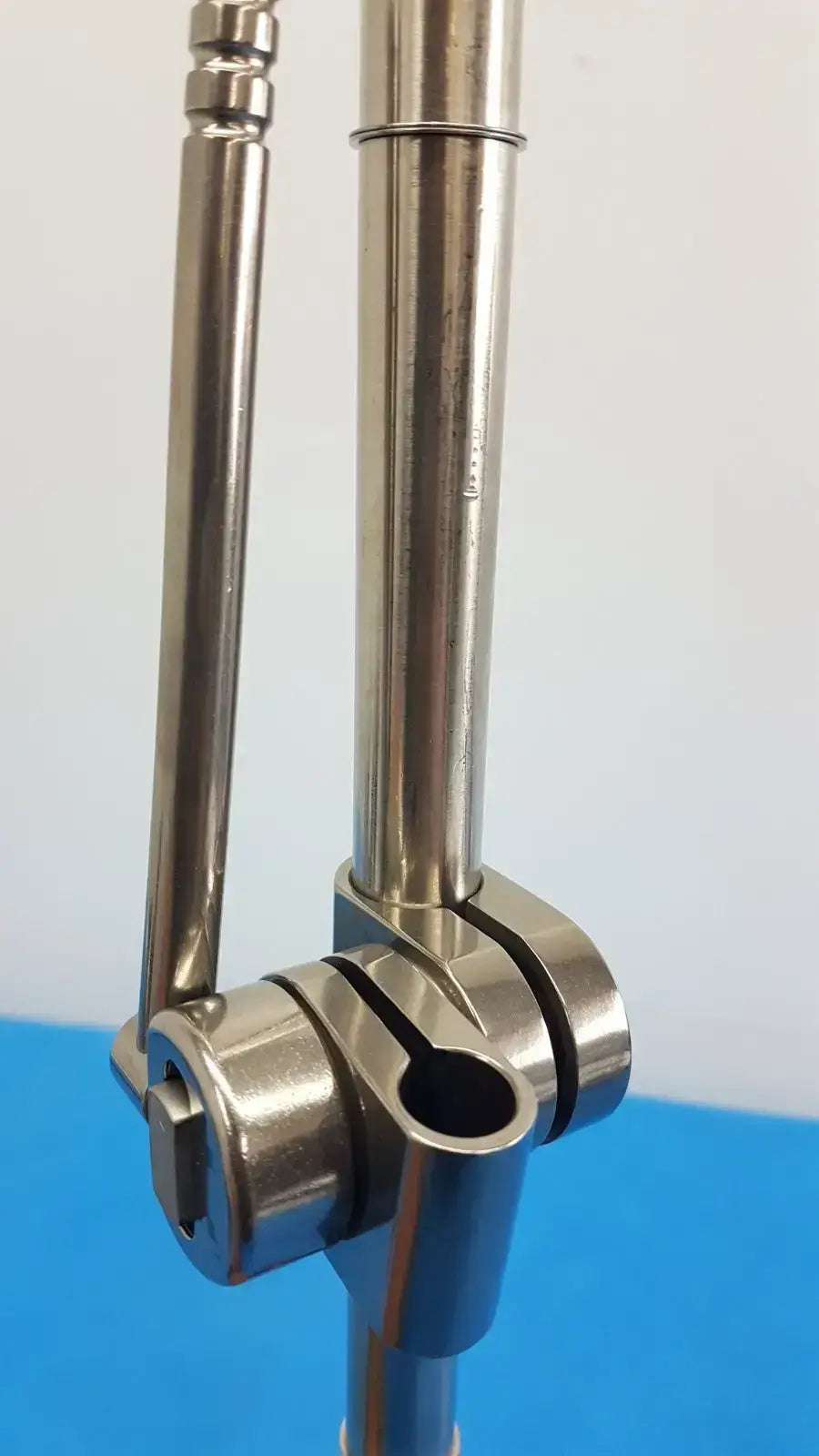 OMNI-TRACT 4080 Clamp Sterile Field – Surgical Retraction Accessory Surgical Retractor Clamp, second-hand product photo 8