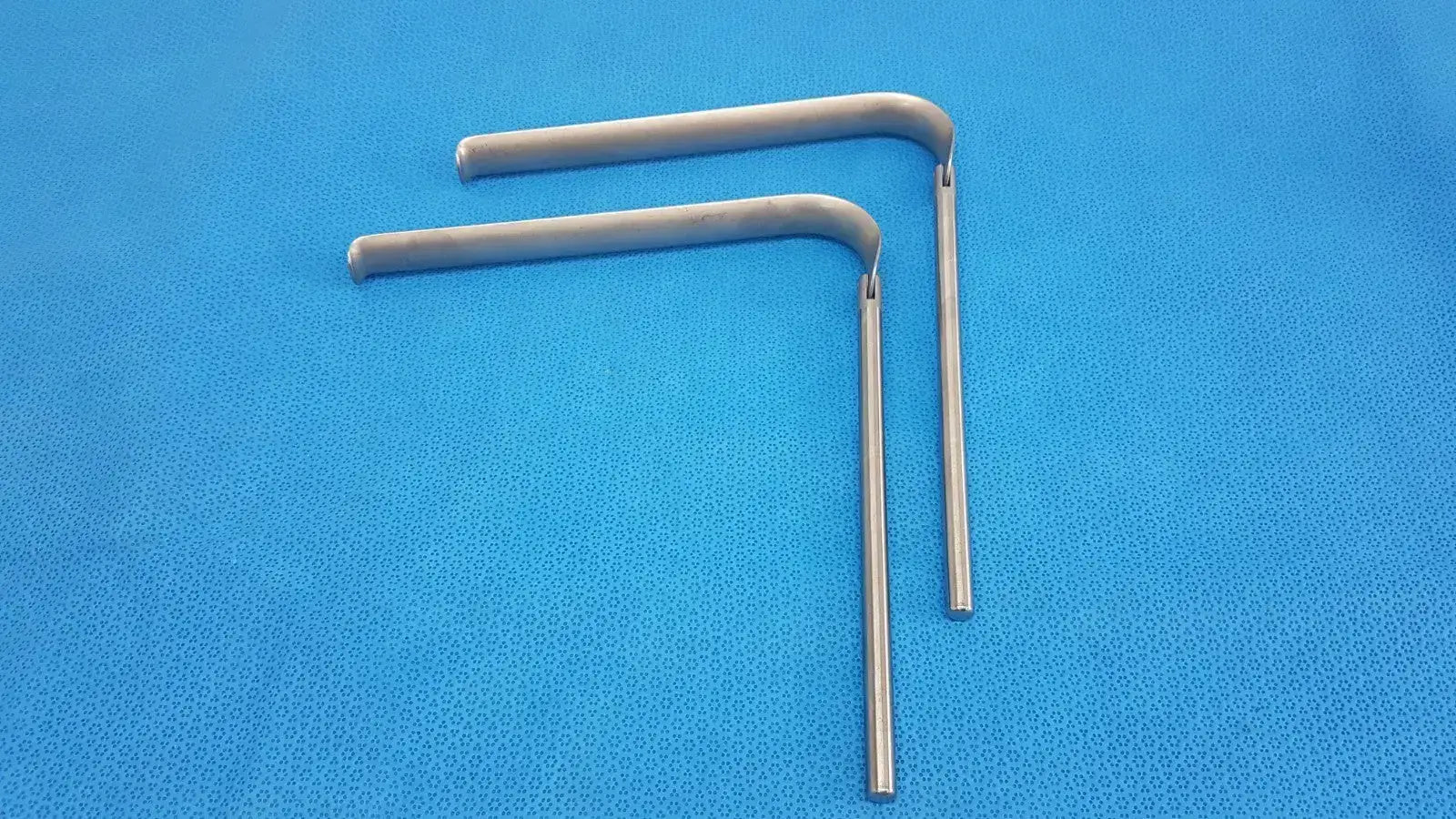 Omni-Tract Integra 4929 Radiolucent Aluminum Renal Vein Retractor Blade 1"x8" Surgical Retractor Blade, second-hand product photo 6