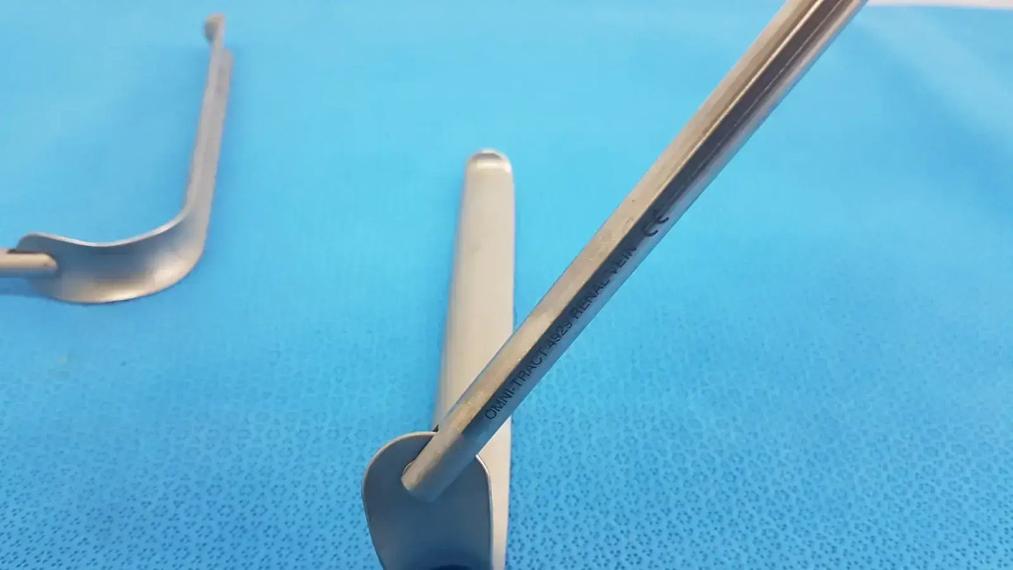 Omni-Tract Integra 4929 Radiolucent Aluminum Renal Vein Retractor Blade 1"x8" Surgical Retractor Blade, second-hand product photo 3