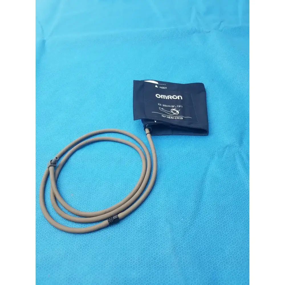 Omron Blood Pressure Cuff 22-32cm - REF HEM-CR19 Blood Pressure Cuff, second-hand product photo 1