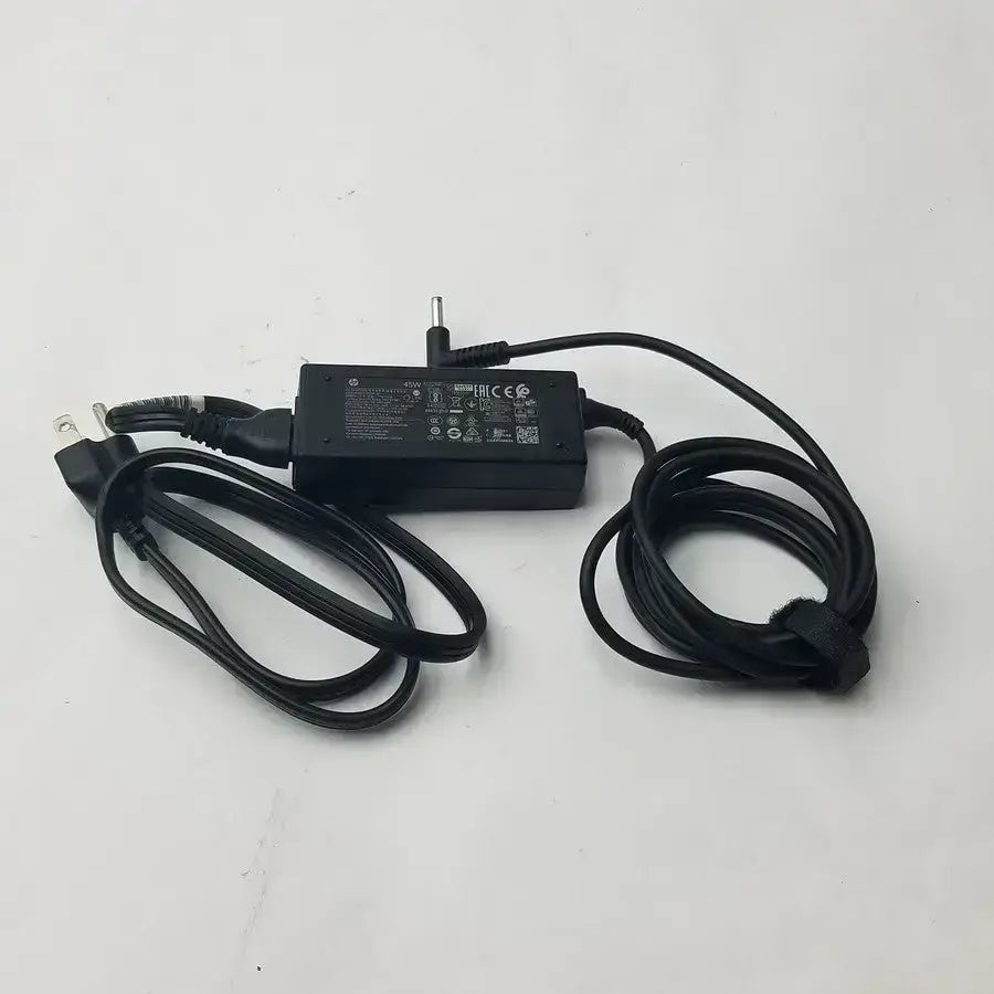 HP Original HP 45W 19.5V 2.31A Ultrabook Notebook Ac Adapter 741727-001 TPN-LA15 AC Adapter, second-hand product photo 1