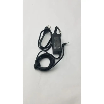 HP Original HP 45W 19.5V 2.31A Ultrabook Notebook Ac Adapter 741727-001 TPN-LA15 AC Adapter, second-hand product photo 5