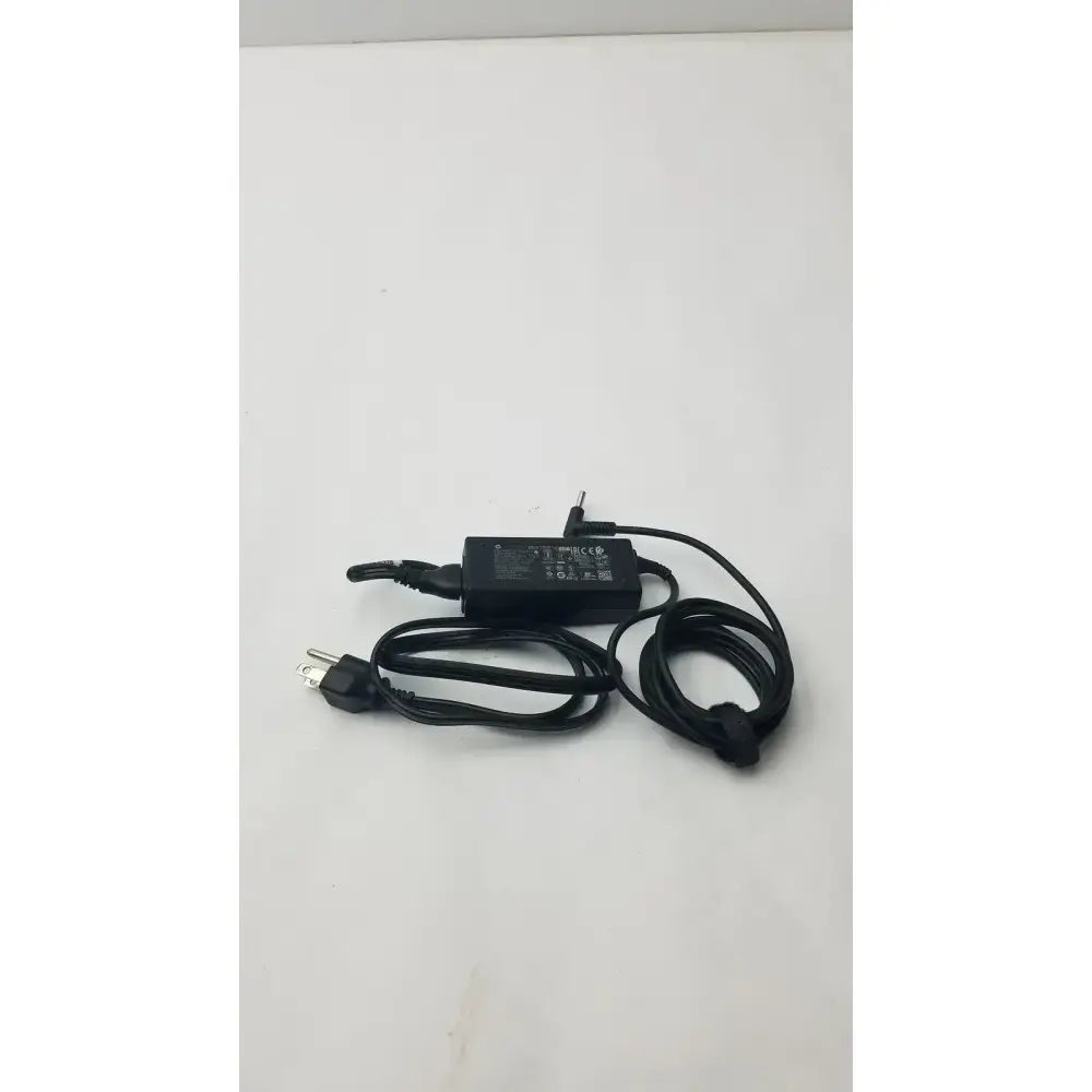 HP Original HP 45W 19.5V 2.31A Ultrabook Notebook Ac Adapter 741727-001 TPN-LA15 AC Adapter, second-hand product photo 10