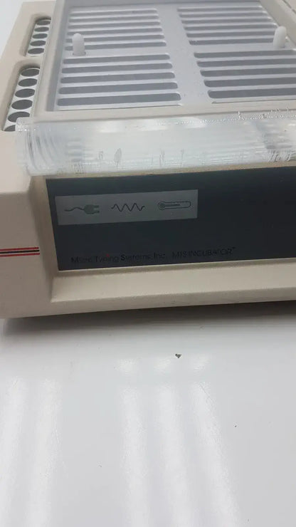 Ortho-Clinical Diagnostics DG-225 MTS Incubator Laboratory Incubator, second-hand product photo 2