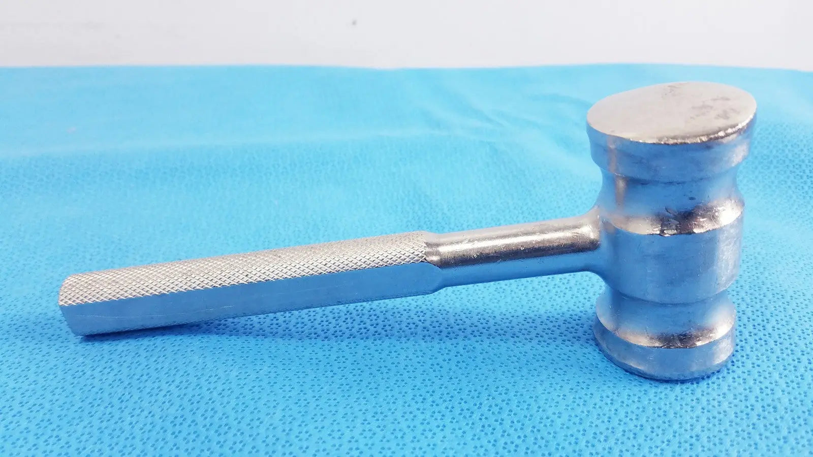 Reuse Medical Orthopedic Mallet Bone Hammer 50892500 Stainless Steel Surgical & Orthopedic Instruments, second-hand product photo 1