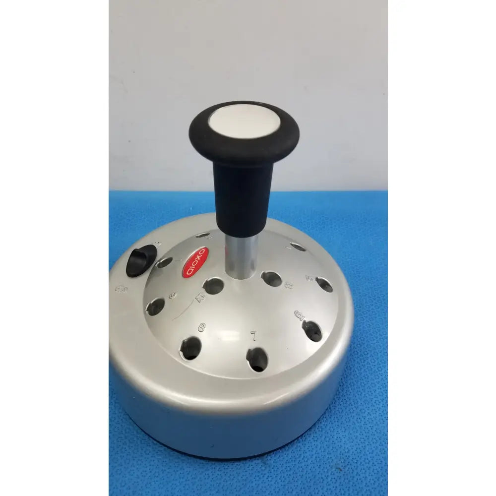 Oxoid Antimicrobial Susceptibility Disc Dispenser – 12 Place Antimicrobial Susceptibility Disc Dispenser, second-hand product photo 2
