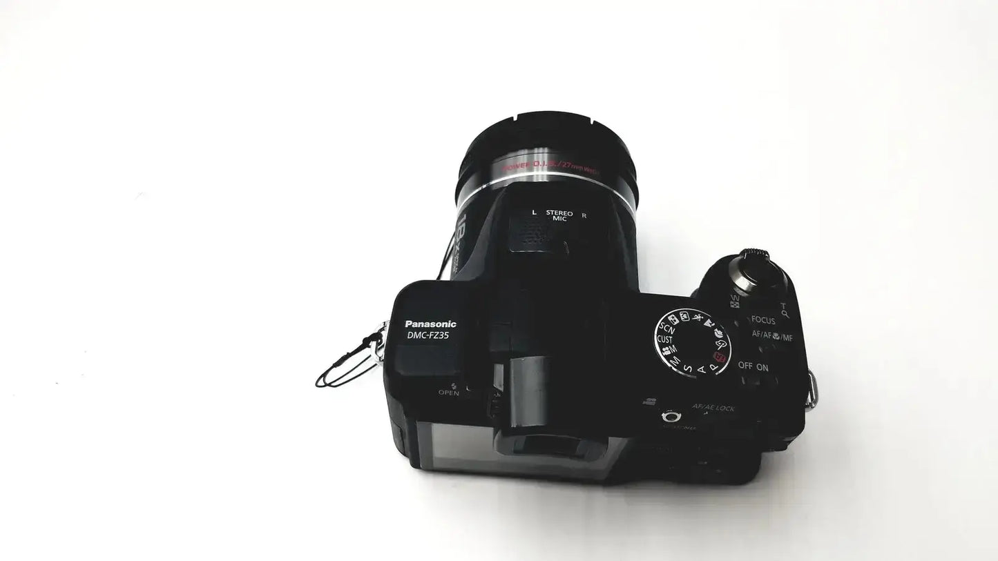 Panasonic Model DMC-FZ35 Digital Camera with Lumix DE-A43 Battery Charger Digital Camera, second-hand product photo 7