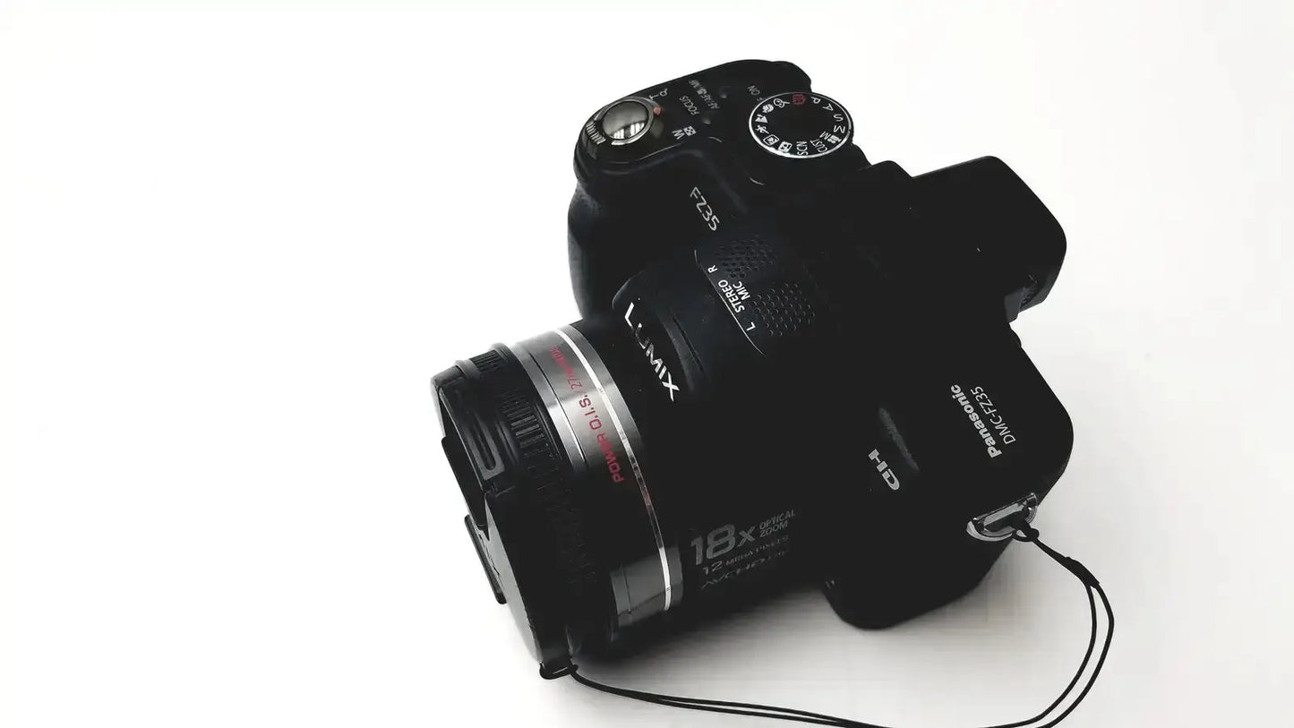 Panasonic Model DMC-FZ35 Digital Camera with Lumix DE-A43 Battery Charger Digital Camera, second-hand product photo 12