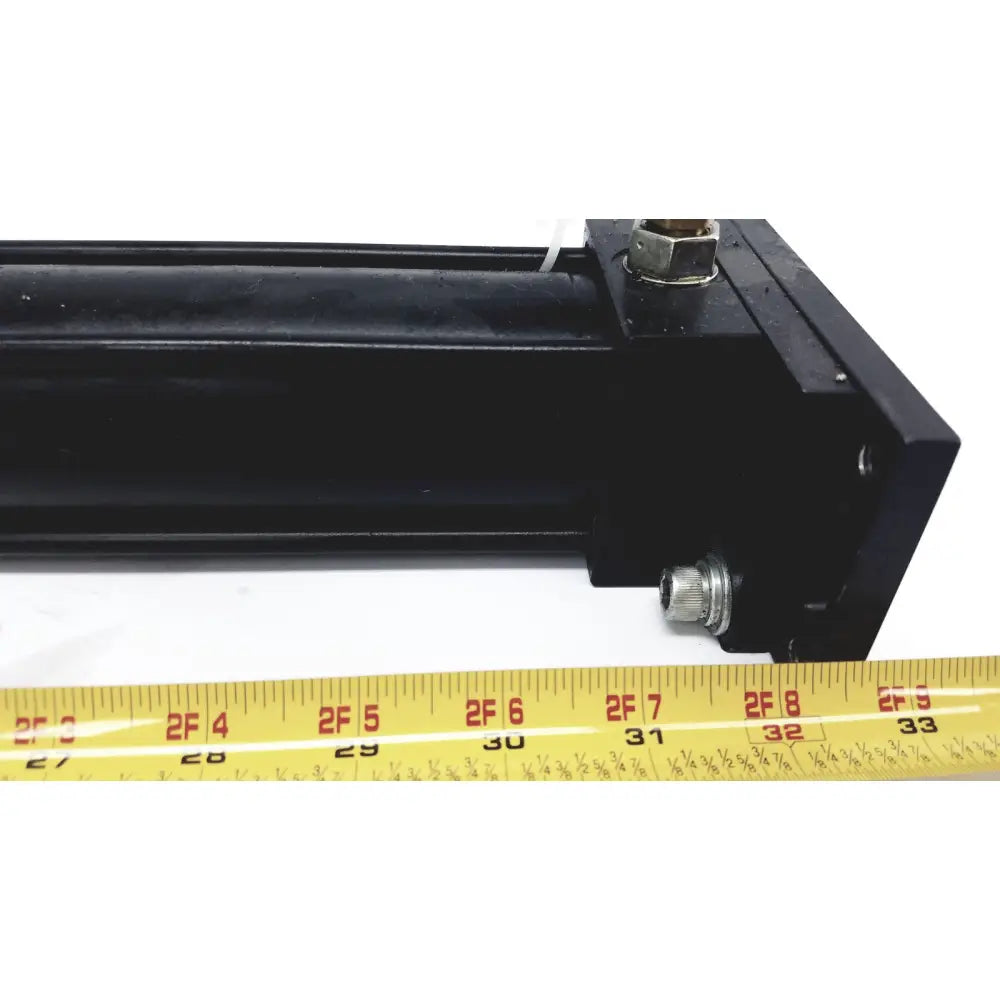Black metal hydraulic cylinder from parker series 3l model featuring threaded end caps and hexagonal bolt assembly