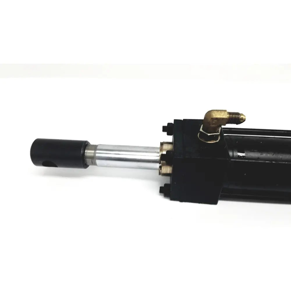 Black hydraulic cylinder with silver piston rod and brass fittings from parker series 3l model medium-duty use