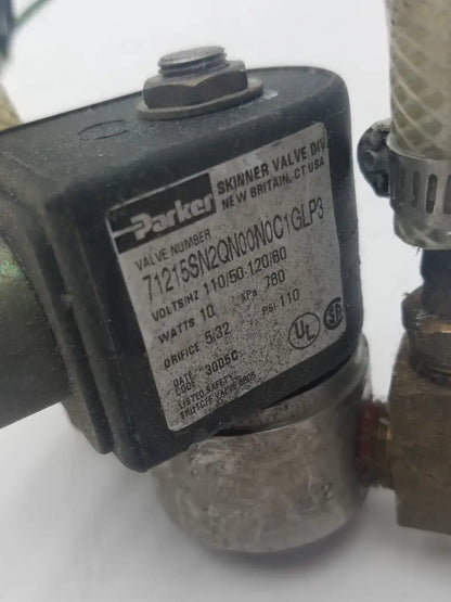 Parker Skinner Valve 7125N2QN00N0C1GLP3 Solenoid Valve, second-hand product photo 2