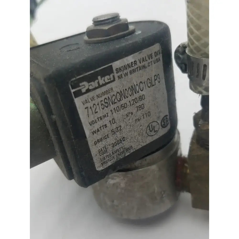 Parker Skinner Valve 7125N2QN00N0C1GLP3 Solenoid Valve, second-hand product photo 3