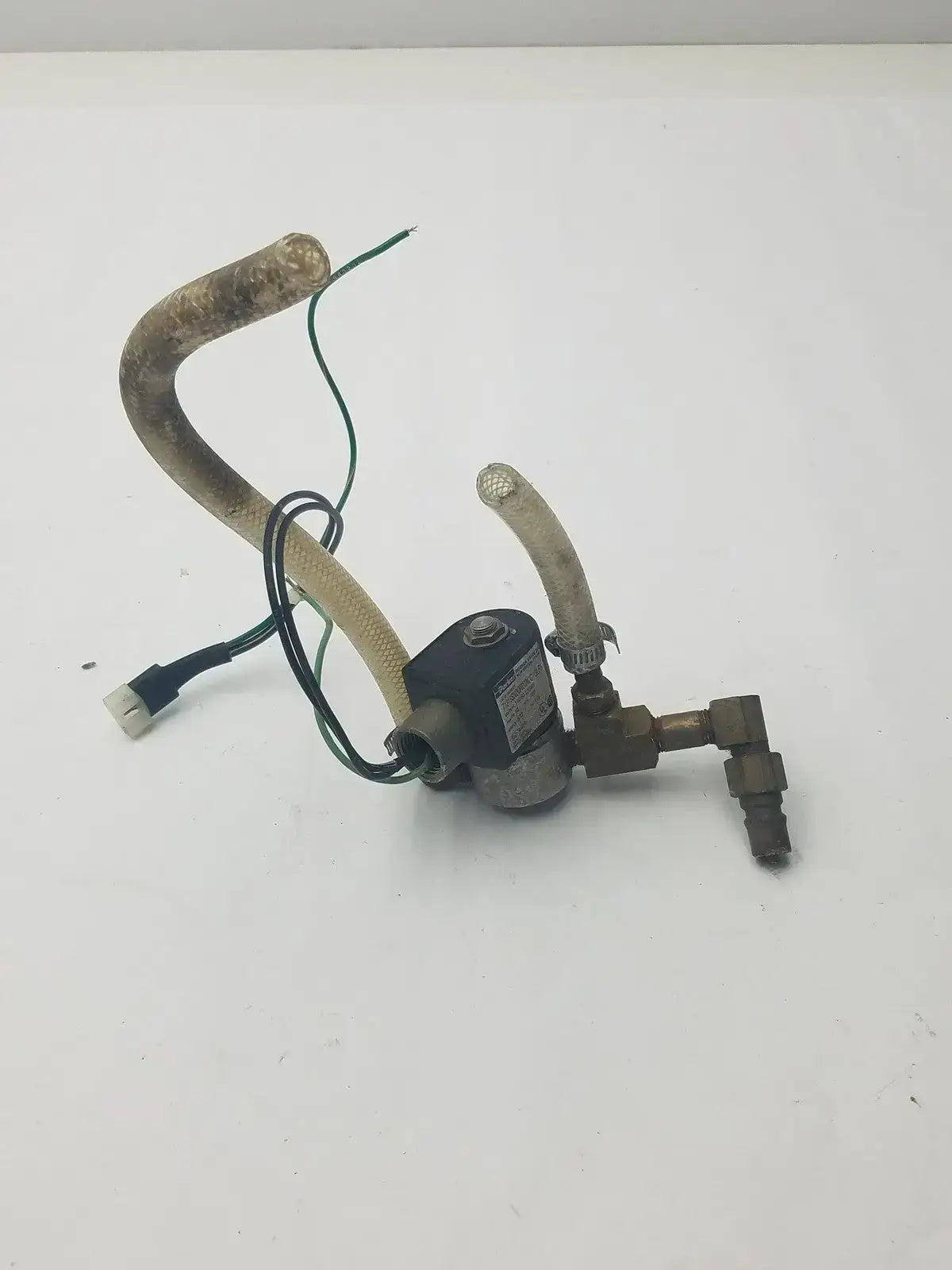 Parker Skinner Valve 7125N2QN00N0C1GLP3 Solenoid Valve, second-hand product photo 4