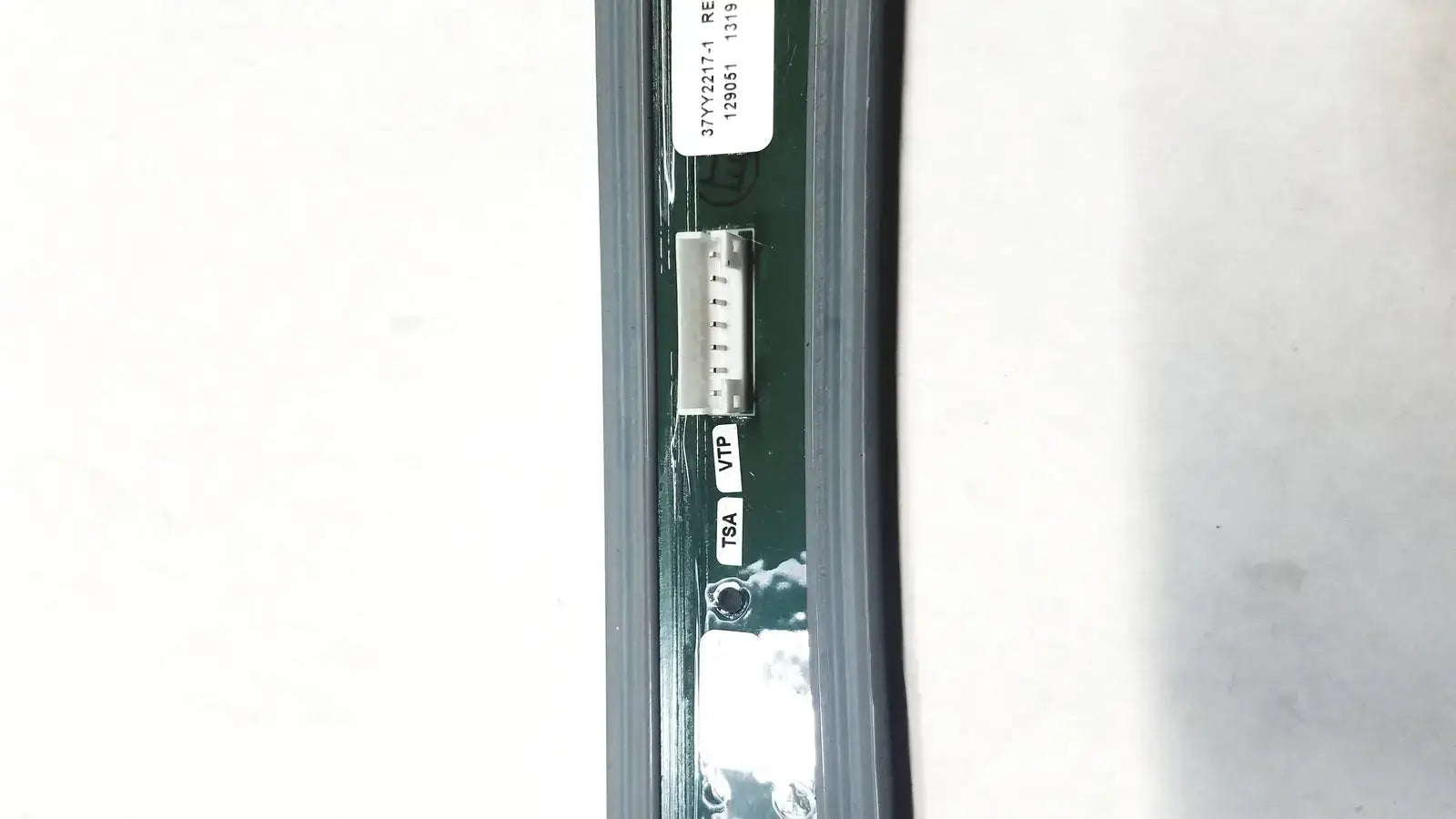 Unbranded Patient Bed Lift Part 7-Pin Control Board 1008-011-017 Rev E, 37YY2217-1 Rev E Patient Bed Control Board, second-hand product photo 6