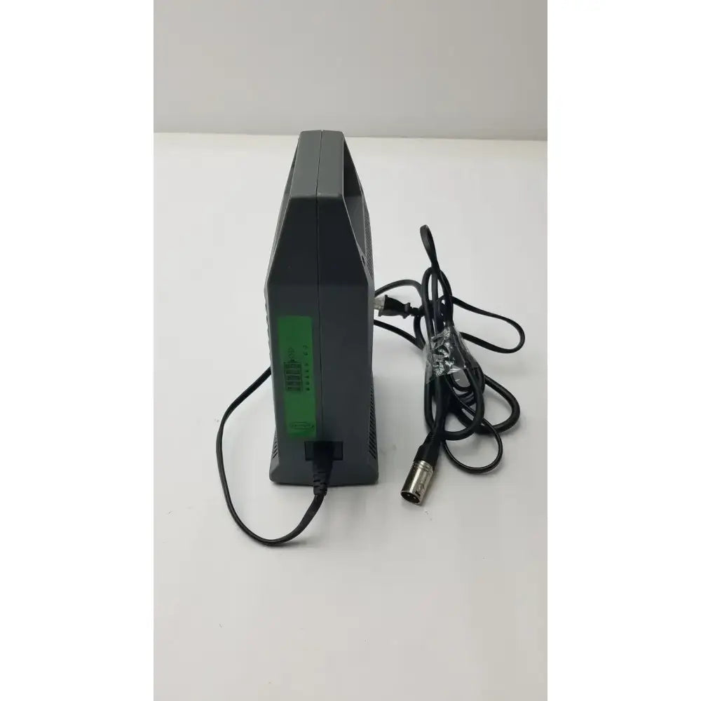 Permobil High Frequency Power Wheelchair Charger 24V/8A Model PP240B Wheelchair Charger, second-hand product photo 6