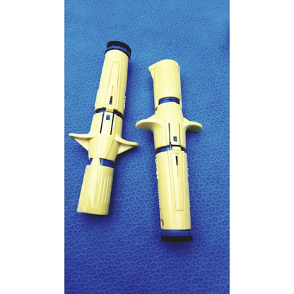 Yellow plastic insulin pens with blue accents and ergonomic grips from persys medical nio adult simulation kit