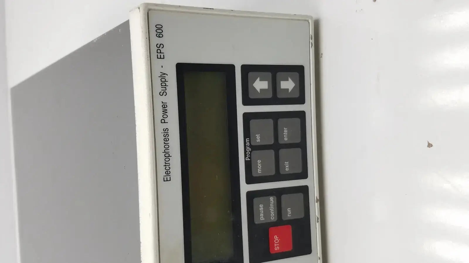 Pharmacia Biotech Electrophoresis Power Supply EPS 600 Electrophoresis Power Supply, second-hand product photo 4