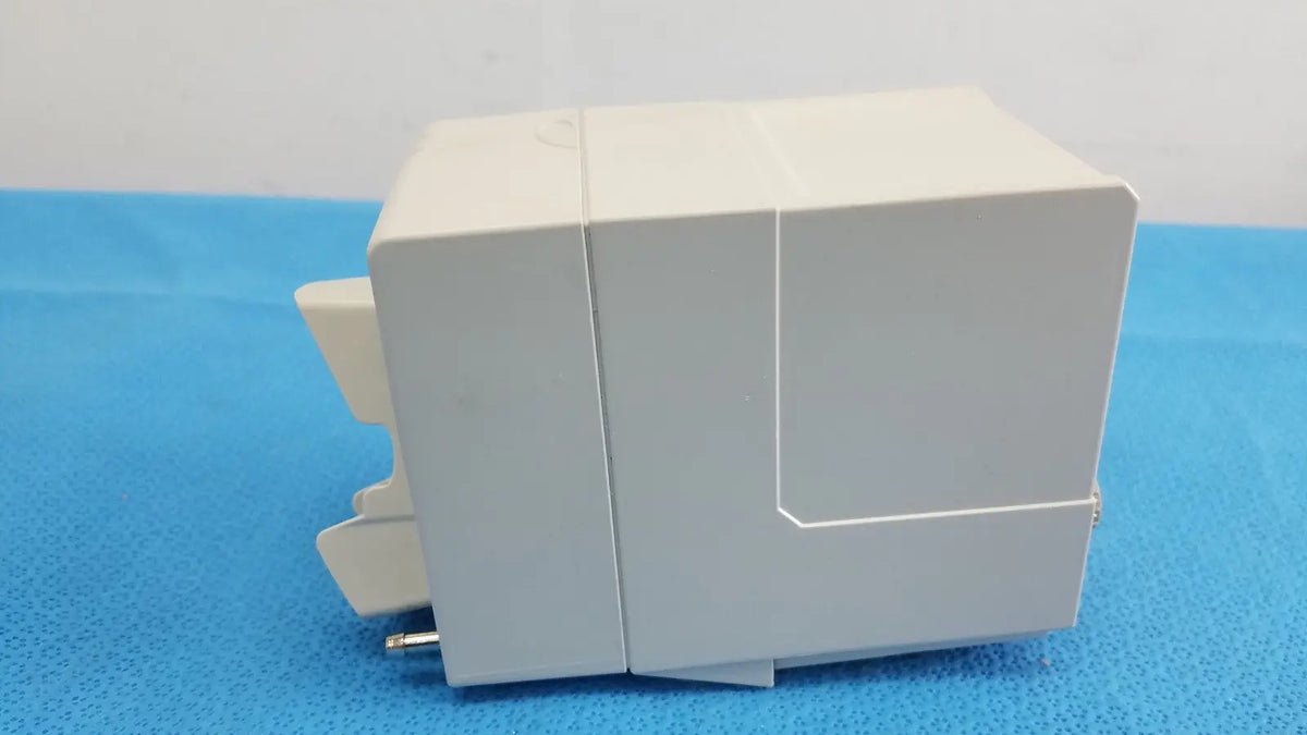 White plastic electrical relay with rectangular body and terminals for philips intellivue g7m module g7m module