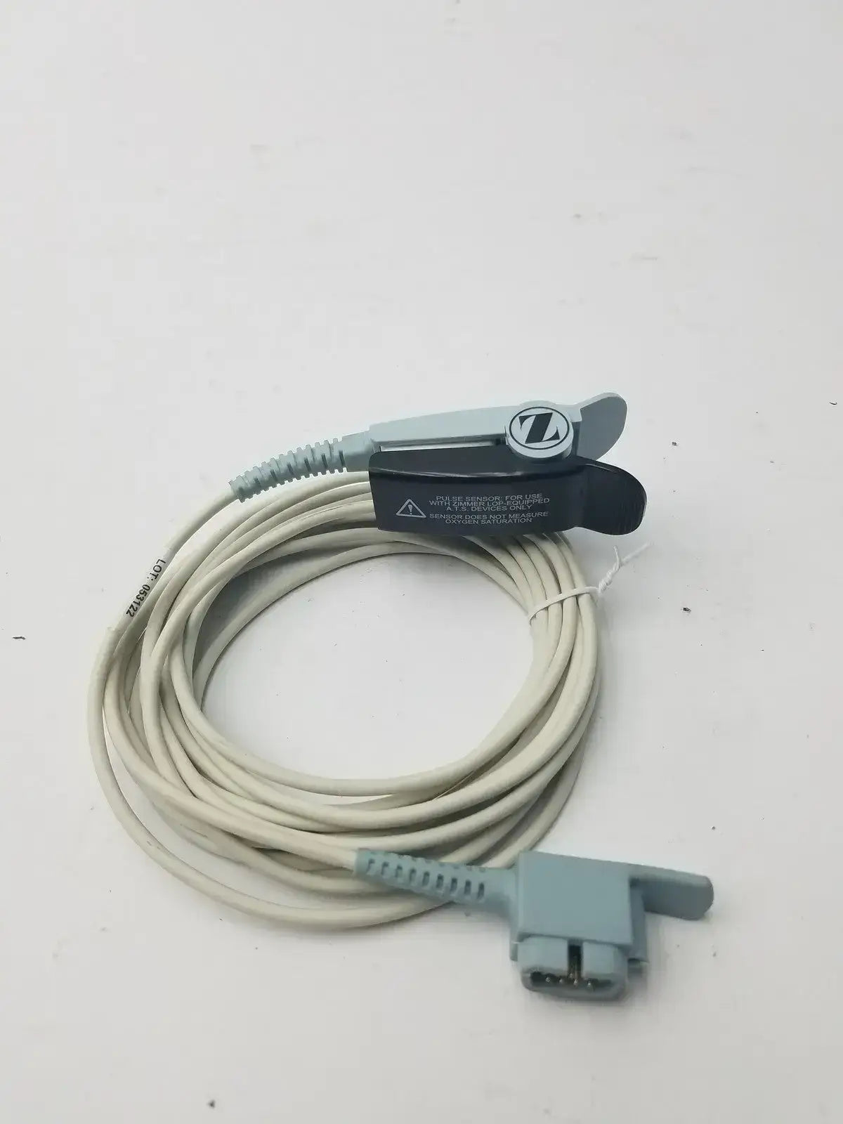 Philips Adult Finger Probe SpO2 Sensor Direct Connect 9 Pin - PD002002257 SpO2 Sensor, second-hand product photo 3