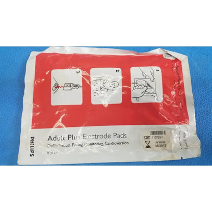 Philips Adult Plus Electrode Pad 8Y+ / Instructional Use Check Use Before Date Electrode Pad, as-is (for parts) product photo 1