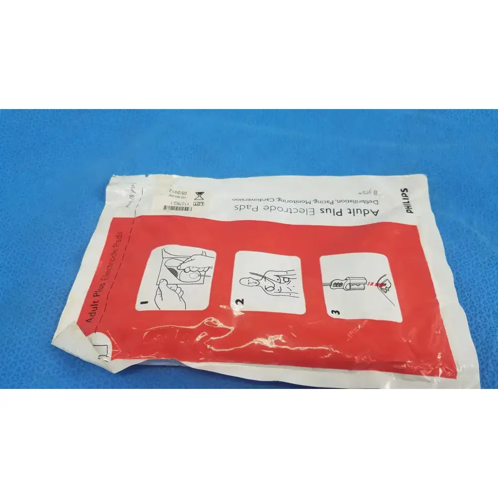 Philips Adult Plus Electrode Pad 8Y+ / Instructional Use Check Use Before Date Electrode Pad, as-is (for parts) product photo 4