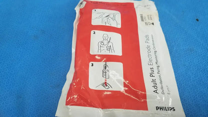 Philips Adult Plus Electrode Pad 8Y+ / Instructional Use Check Use Before Date Electrode Pad, as-is (for parts) product photo 9