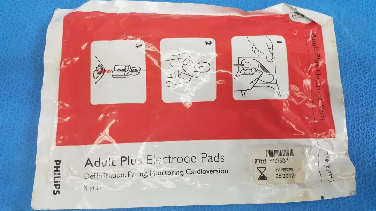 Philips Adult Plus Electrode Pad 8Y+ / Instructional Use Check Use Before Date Electrode Pad, as-is (for parts) product photo 1