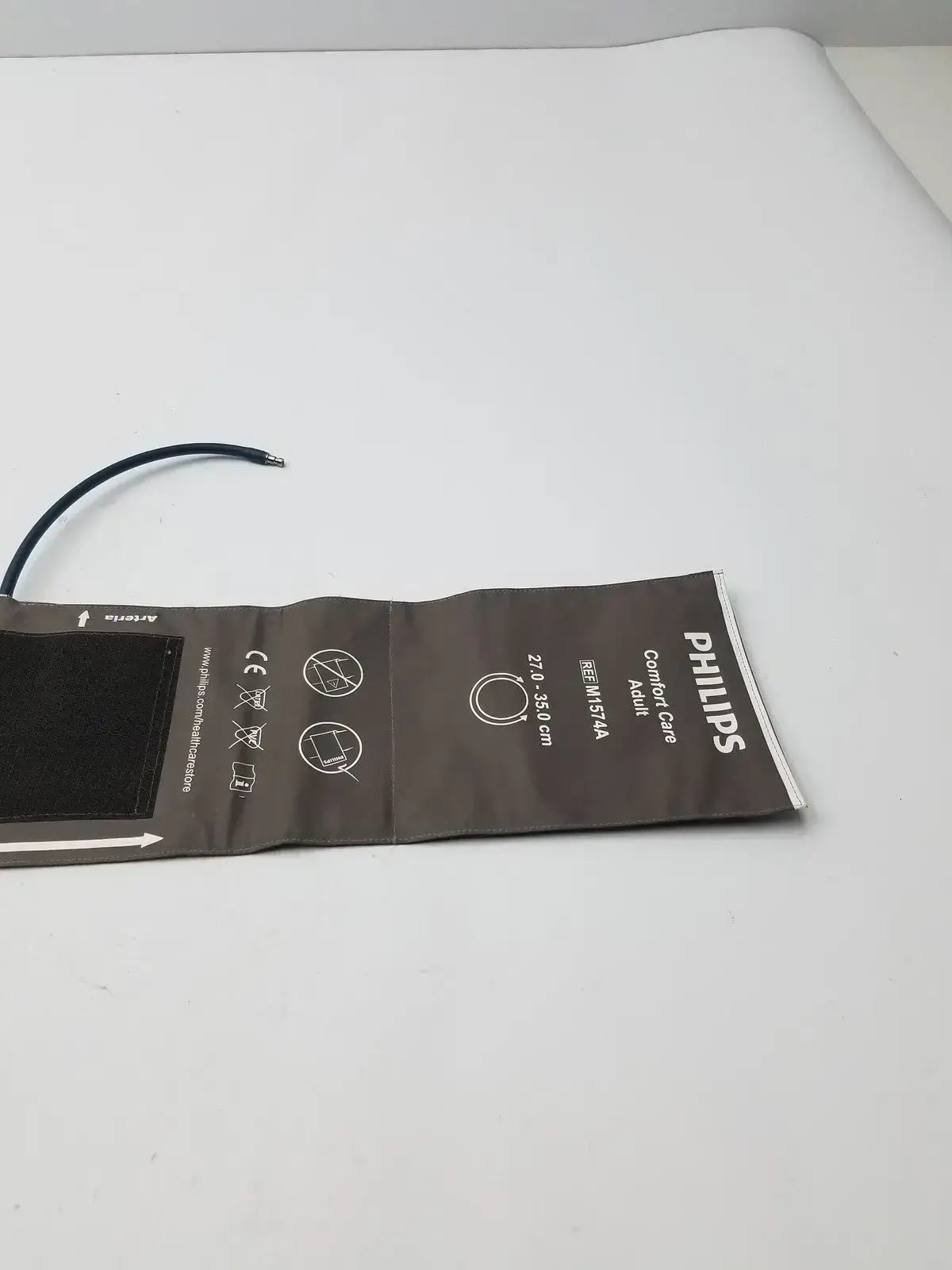 Philips Comfort Care Adult M1574A Blood Pressure Cuff 27-35cm Blood Pressure Cuff, second-hand product photo 3