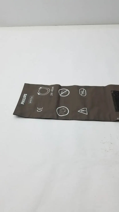 Philips Comfort Care Blood Pressure Cuff M1575A 34 to 43cm Blood Pressure Cuff, second-hand product photo 2
