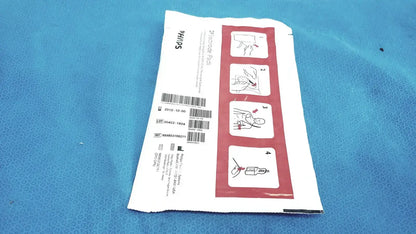 Philips DP Electrode Pad for Instructional Use Only Check Expiry Date Before Use Electrode Pad, as-is (for parts) product photo 3