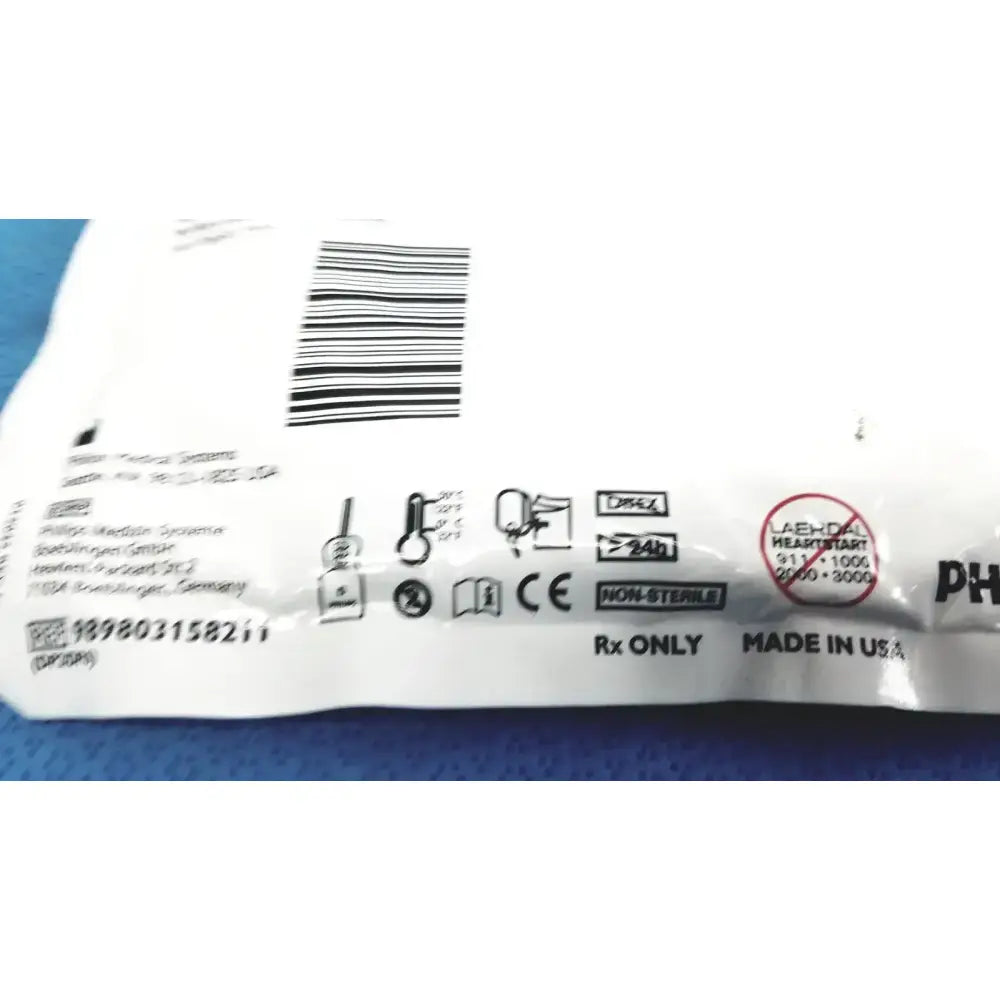 Philips Electrode Pad Adult 8Y+ Instructional Use Only /Check EXP Date Y1111G-03 Electrode Pad, as-is (for parts) product photo 7