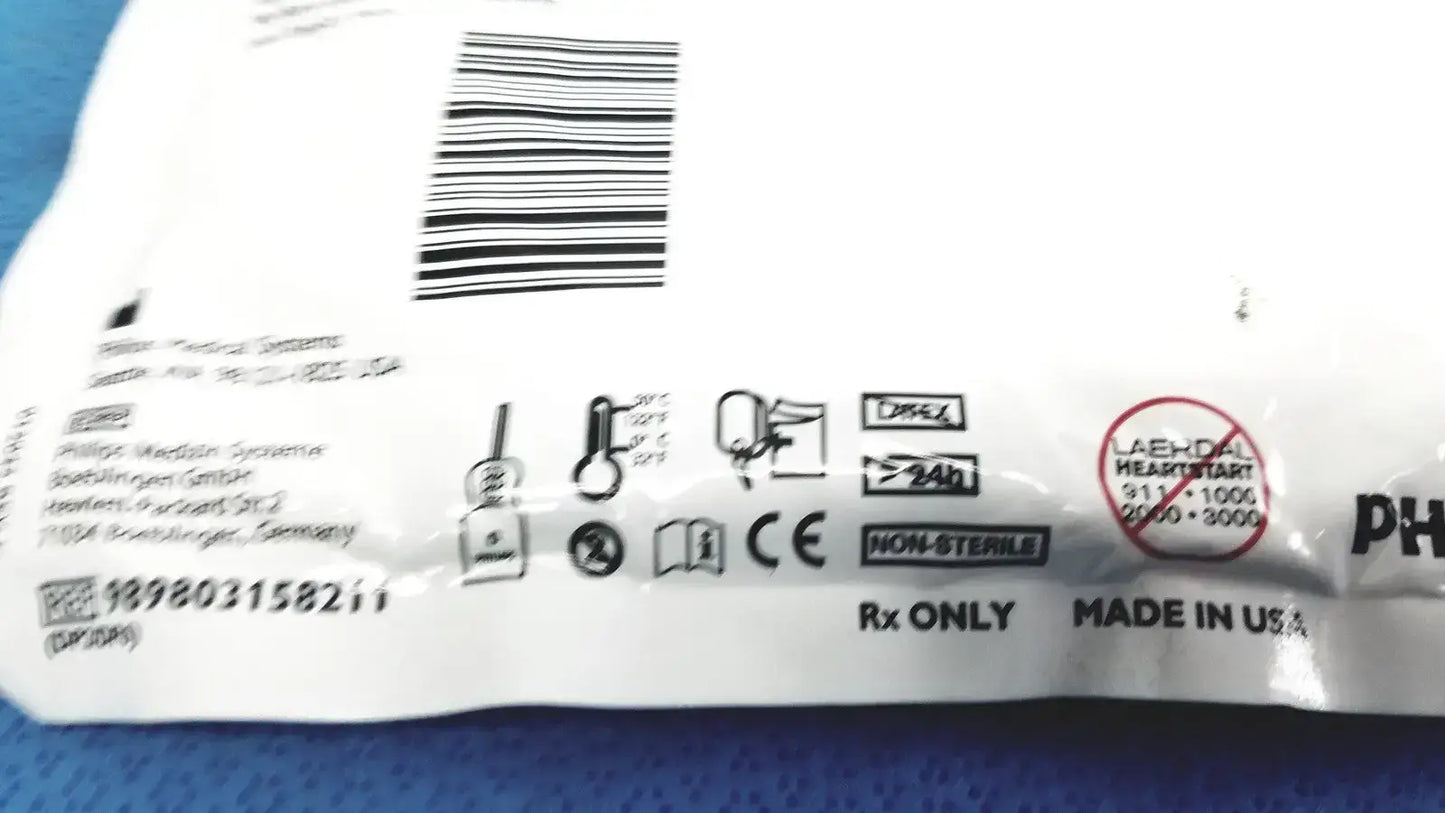 Philips Electrode Pad Adult 8Y+ Instructional Use Only /Check EXP Date Y1111G-03 Electrode Pad, as-is (for parts) product photo 7