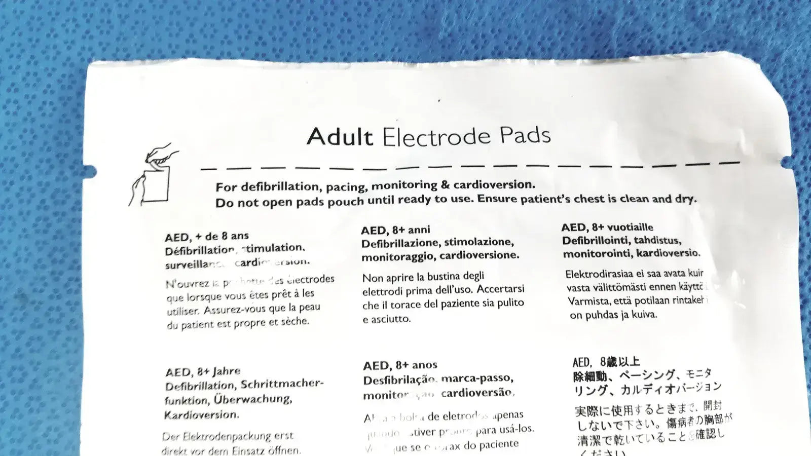 Philips Electrode Pad Adult 8Y+ Instructional Use Only /Check EXP Date Y1111G-03 Electrode Pad, as-is (for parts) product photo 8