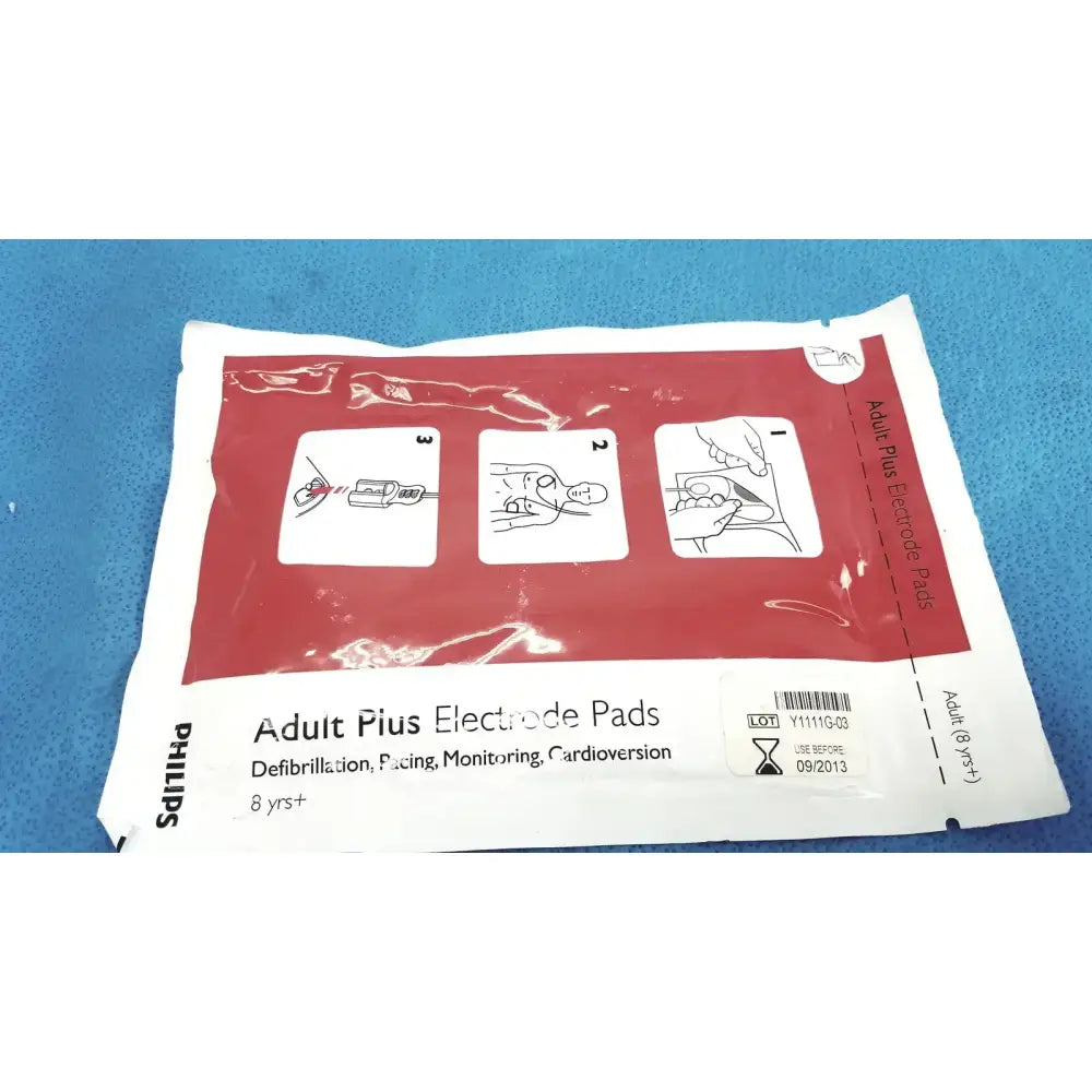 Philips Electrode Pad Adult 8Y+ Instructional Use Only /Check EXP Date Y1111G-03 Electrode Pad, as-is (for parts) product photo 2