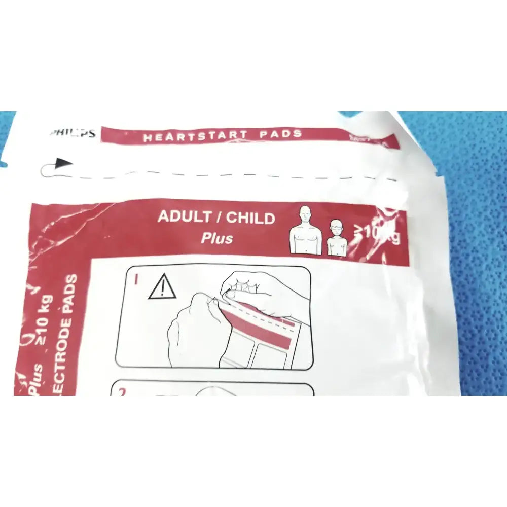 Philips Electrode Pads Adult/child plus ≥10 y Instructional Use /Check EXP Date Electrode Pads, as-is (for parts) product photo 6