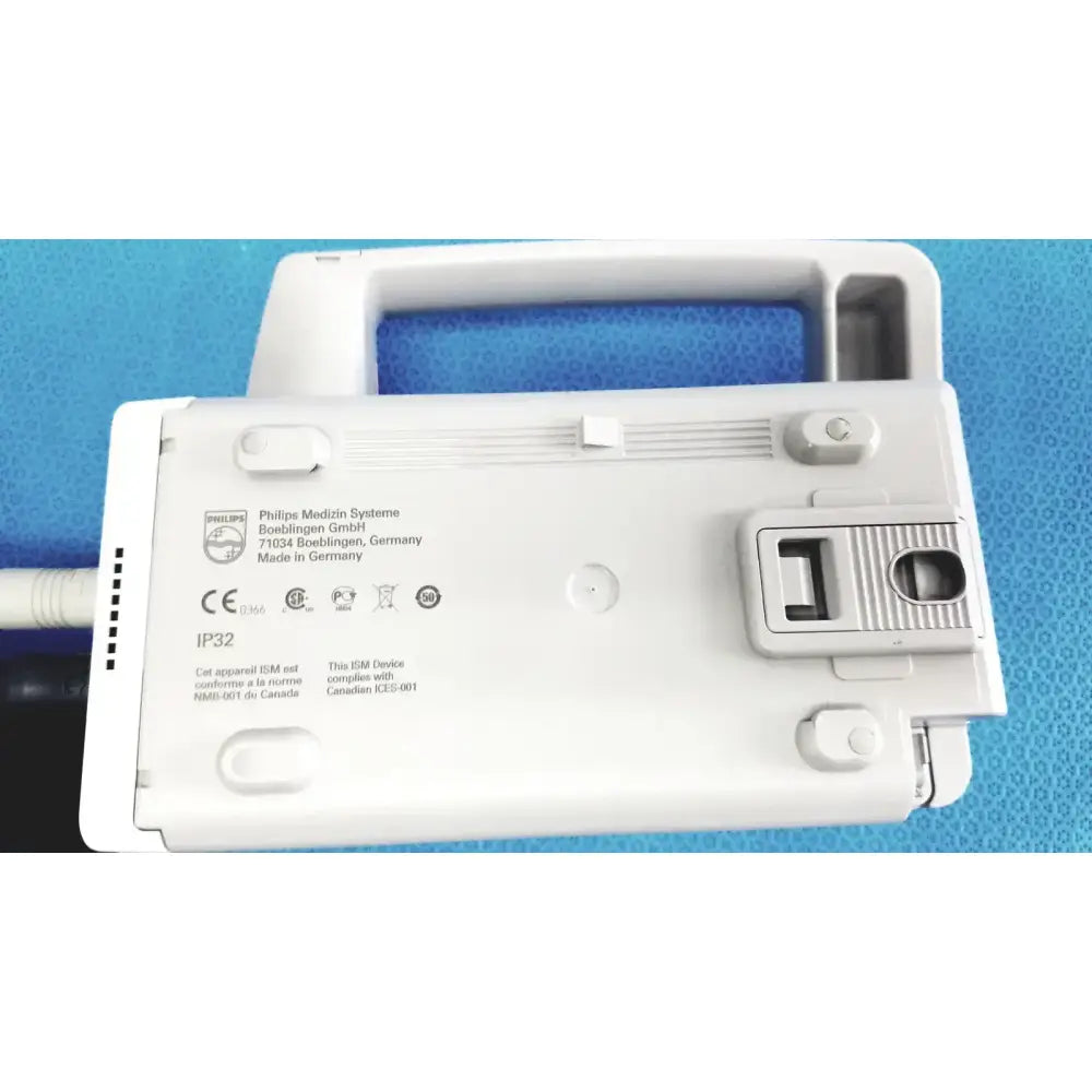 Philips IntelliVue MP2 Patient Monitor with Blood Pressure Cuff, 23-33cm 2774 Patient Monitor, second-hand product photo 8